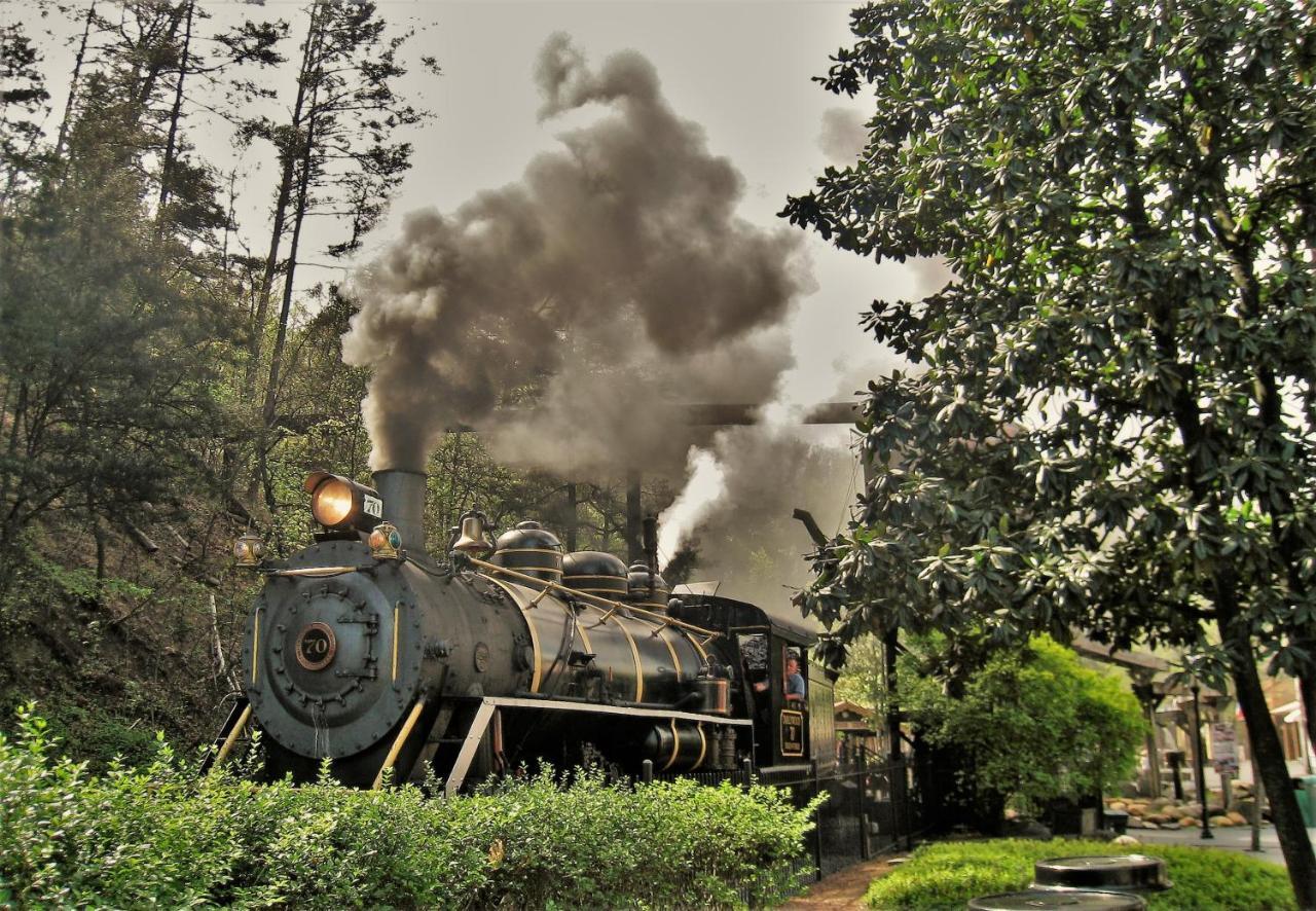 River Breeze, Wifi, 1089 Free Tickets Each Paid Day, Dollywood And More Pigeon Forge Bagian luar foto